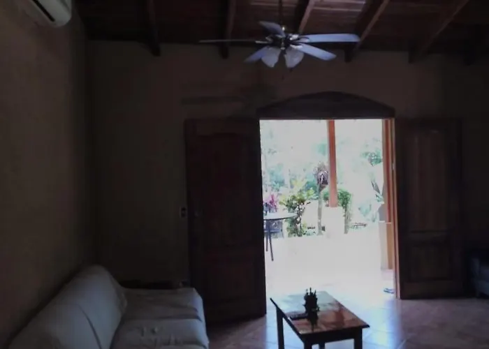 Casa Rosales Villa